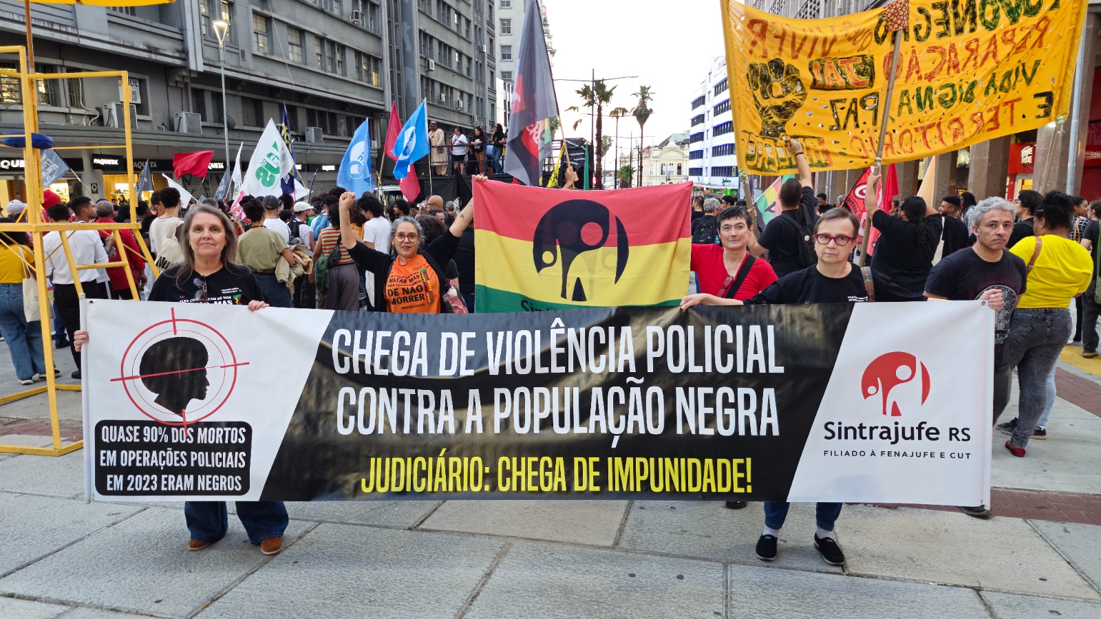 Sintrajufe/RS participa, em Porto Alegre, da Marcha Independente